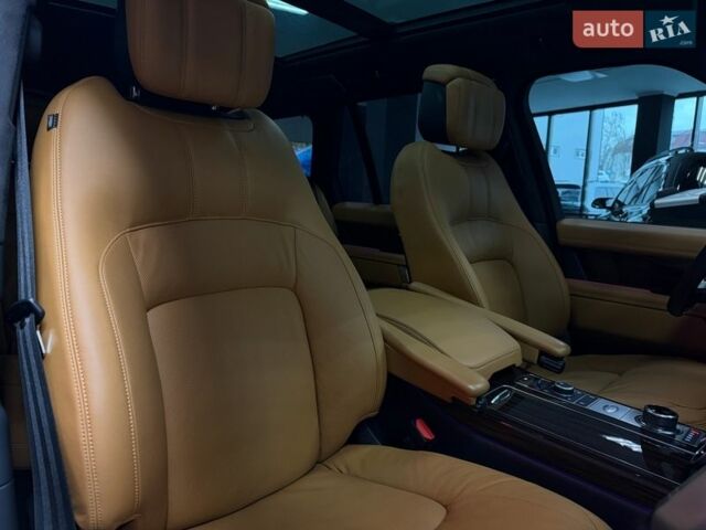 Черный Ленд Ровер Рендж Ровер, объемом двигателя 3 л и пробегом 49 тыс. км за 93500 $, фото 67 на Automoto.ua