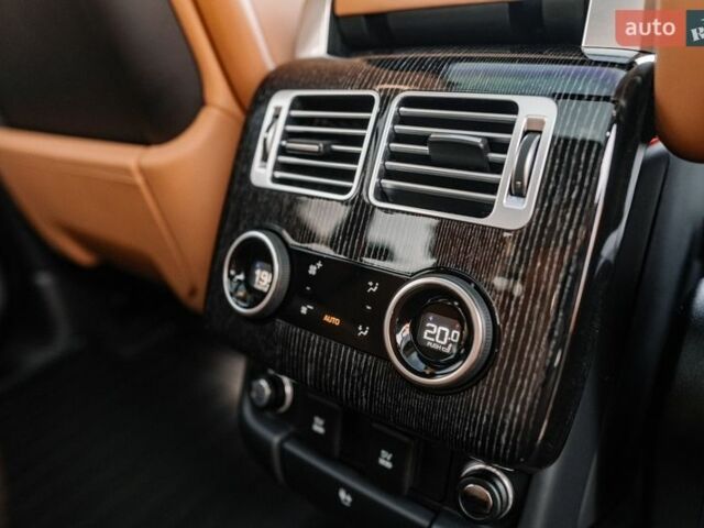 Чорний Ленд Ровер Рендж Ровер, об'ємом двигуна 3 л та пробігом 54 тис. км за 115000 $, фото 93 на Automoto.ua