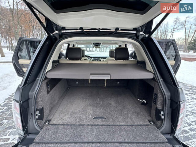 Черный Ленд Ровер Рендж Ровер, объемом двигателя 3 л и пробегом 90 тыс. км за 75555 $, фото 96 на Automoto.ua