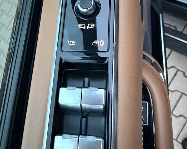 Черный Ленд Ровер Рендж Ровер, объемом двигателя 2.99 л и пробегом 59 тыс. км за 95999 $, фото 13 на Automoto.ua