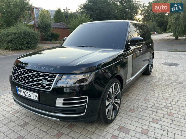 Черный Ленд Ровер Рендж Ровер, объемом двигателя 5 л и пробегом 77 тыс. км за 76555 $, фото 61 на Automoto.ua