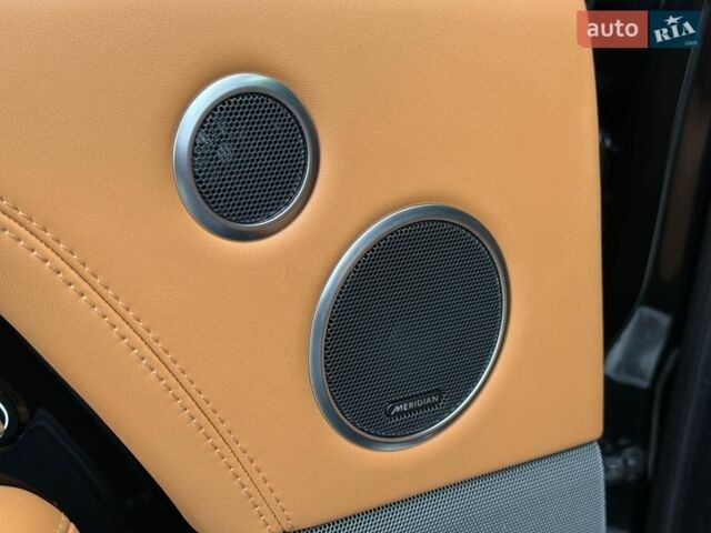 Чорний Ленд Ровер Рендж Ровер, об'ємом двигуна 3 л та пробігом 71 тис. км за 89990 $, фото 34 на Automoto.ua