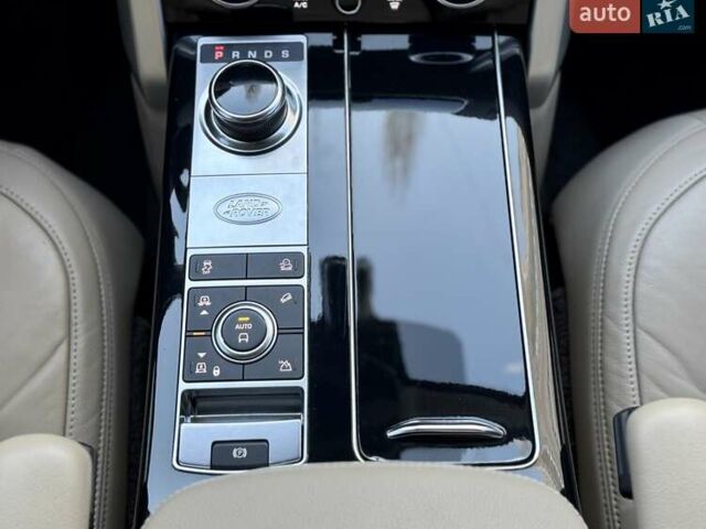 Черный Ленд Ровер Рендж Ровер, объемом двигателя 3 л и пробегом 141 тыс. км за 74900 $, фото 34 на Automoto.ua