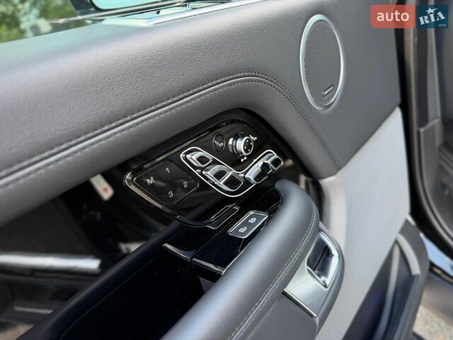 Чорний Ленд Ровер Рендж Ровер, об'ємом двигуна 5 л та пробігом 88 тис. км за 71900 $, фото 62 на Automoto.ua