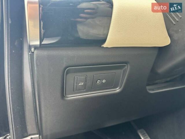 Черный Ленд Ровер Рендж Ровер, объемом двигателя 3 л и пробегом 47 тыс. км за 39900 $, фото 18 на Automoto.ua