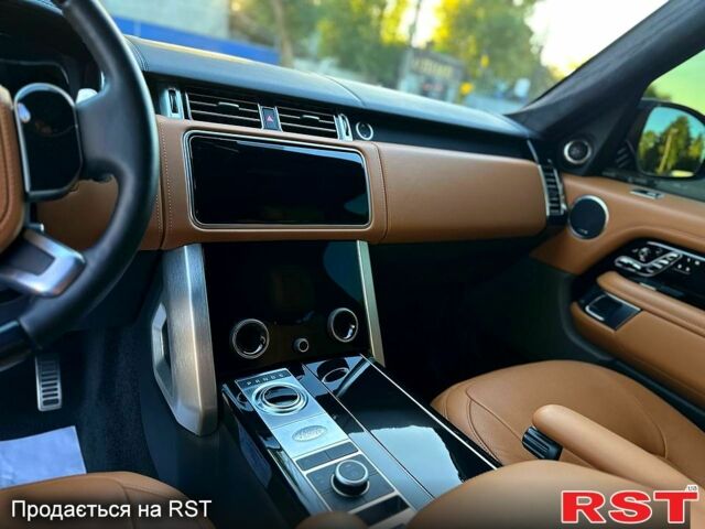 Черный Ленд Ровер Рендж Ровер, объемом двигателя 3 л и пробегом 61 тыс. км за 96000 $, фото 6 на Automoto.ua