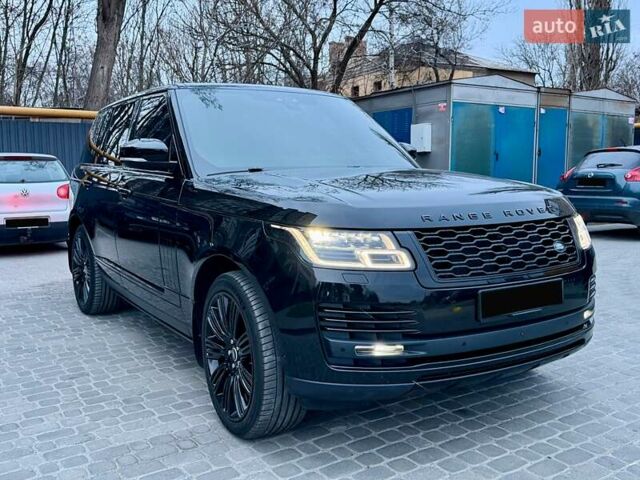 Черный Ленд Ровер Рендж Ровер, объемом двигателя 3 л и пробегом 69 тыс. км за 105000 $, фото 3 на Automoto.ua