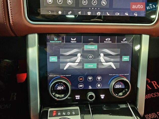 Ленд Ровер Рендж Ровер 2021 у Києві на Automoto.ua Чорний Ленд Ровер Рендж Ровер, об'ємом двигуна 3 л та пробігом 103 тис. км за 89999 $, фото 35 на Automoto.ua