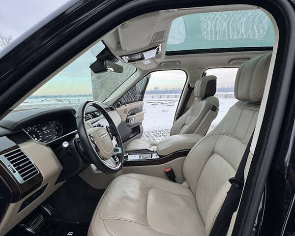 Черный Ленд Ровер Рендж Ровер, объемом двигателя 3 л и пробегом 90 тыс. км за 75555 $, фото 109 на Automoto.ua