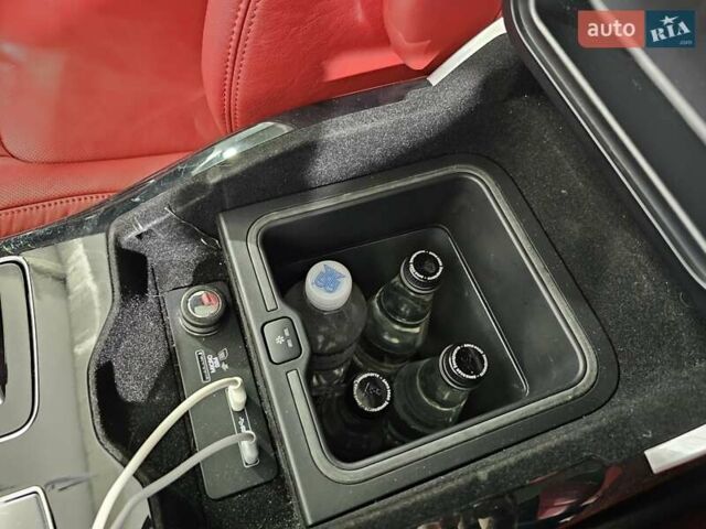 Ленд Ровер Рендж Ровер 2021 у Києві на Automoto.ua Чорний Ленд Ровер Рендж Ровер, об'ємом двигуна 3 л та пробігом 103 тис. км за 89999 $, фото 24 на Automoto.ua