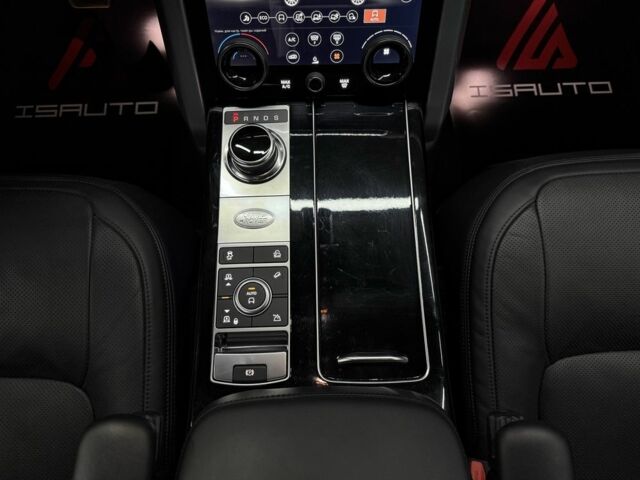 Чорний Ленд Ровер Рендж Ровер, об'ємом двигуна 5 л та пробігом 78 тис. км за 71500 $, фото 21 на Automoto.ua