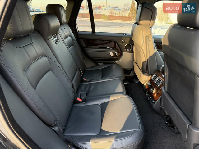 Черный Ленд Ровер Рендж Ровер, объемом двигателя 3 л и пробегом 75 тыс. км за 82000 $, фото 36 на Automoto.ua