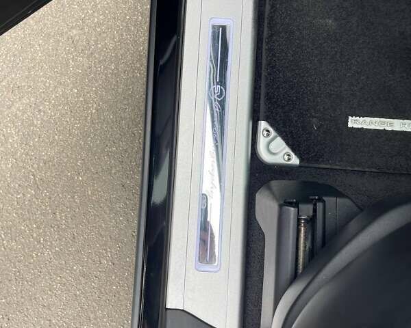 Черный Ленд Ровер Рендж Ровер, объемом двигателя 5 л и пробегом 45 тыс. км за 99800 $, фото 5 на Automoto.ua