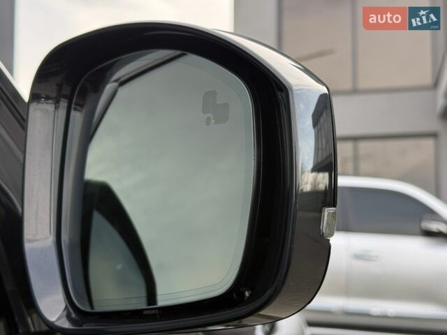 Чорний Ленд Ровер Рендж Ровер, об'ємом двигуна 3 л та пробігом 71 тис. км за 89990 $, фото 18 на Automoto.ua