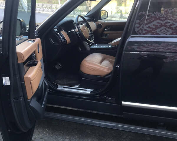 Черный Ленд Ровер Рендж Ровер, объемом двигателя 3 л и пробегом 115 тыс. км за 110000 $, фото 2 на Automoto.ua