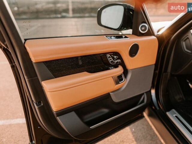 Чорний Ленд Ровер Рендж Ровер, об'ємом двигуна 3 л та пробігом 54 тис. км за 115000 $, фото 110 на Automoto.ua