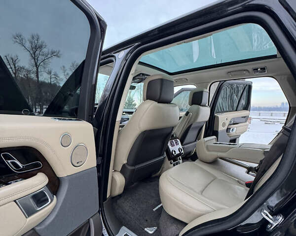 Черный Ленд Ровер Рендж Ровер, объемом двигателя 3 л и пробегом 90 тыс. км за 75555 $, фото 111 на Automoto.ua