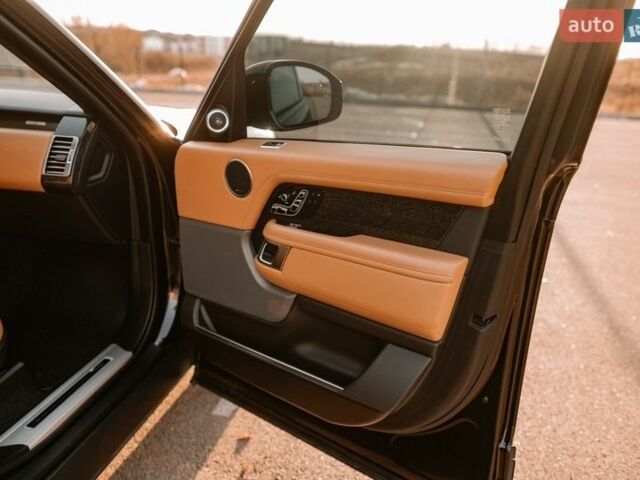 Чорний Ленд Ровер Рендж Ровер, об'ємом двигуна 3 л та пробігом 54 тис. км за 115000 $, фото 119 на Automoto.ua