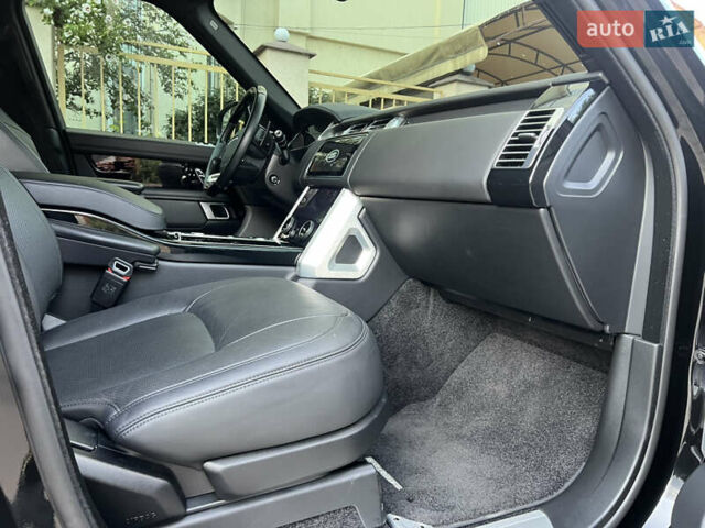 Черный Ленд Ровер Рендж Ровер, объемом двигателя 5 л и пробегом 77 тыс. км за 73499 $, фото 79 на Automoto.ua