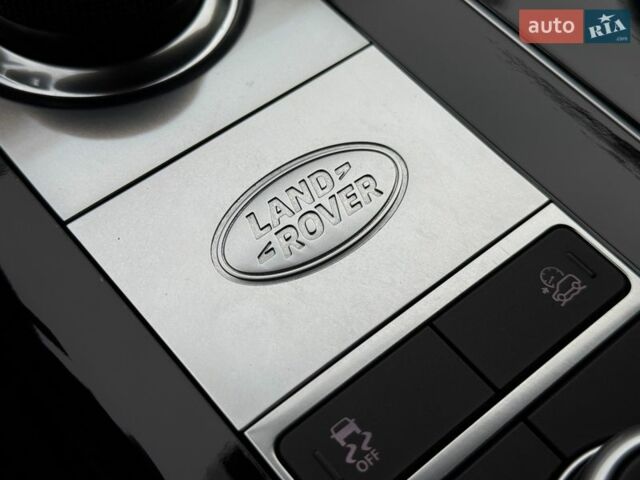 Чорний Ленд Ровер Рендж Ровер, об'ємом двигуна 3 л та пробігом 71 тис. км за 89990 $, фото 62 на Automoto.ua