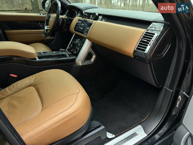 Чорний Ленд Ровер Рендж Ровер, об'ємом двигуна 3 л та пробігом 110 тис. км за 108000 $, фото 28 на Automoto.ua