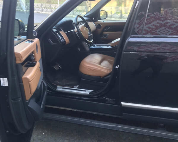 Черный Ленд Ровер Рендж Ровер, объемом двигателя 3 л и пробегом 115 тыс. км за 110000 $, фото 3 на Automoto.ua