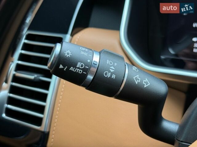 Чорний Ленд Ровер Рендж Ровер, об'ємом двигуна 3 л та пробігом 71 тис. км за 89990 $, фото 55 на Automoto.ua