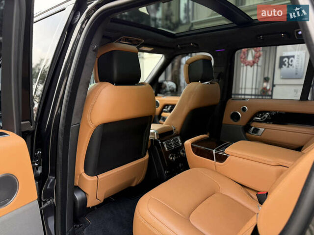 Чорний Ленд Ровер Рендж Ровер, об'ємом двигуна 3 л та пробігом 40 тис. км за 115000 $, фото 34 на Automoto.ua