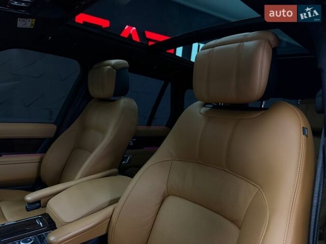 Черный Ленд Ровер Рендж Ровер, объемом двигателя 3 л и пробегом 49 тыс. км за 93500 $, фото 42 на Automoto.ua