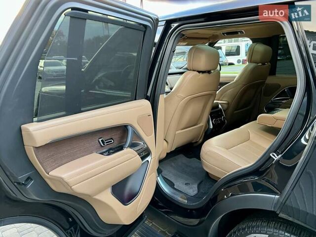 Ленд Ровер Рендж Ровер 2022 в Киеве на Automoto.ua Черный Ленд Ровер Рендж Ровер, объемом двигателя 3 л и пробегом 52 тыс. км за 153900 $, фото 29 на Automoto.ua