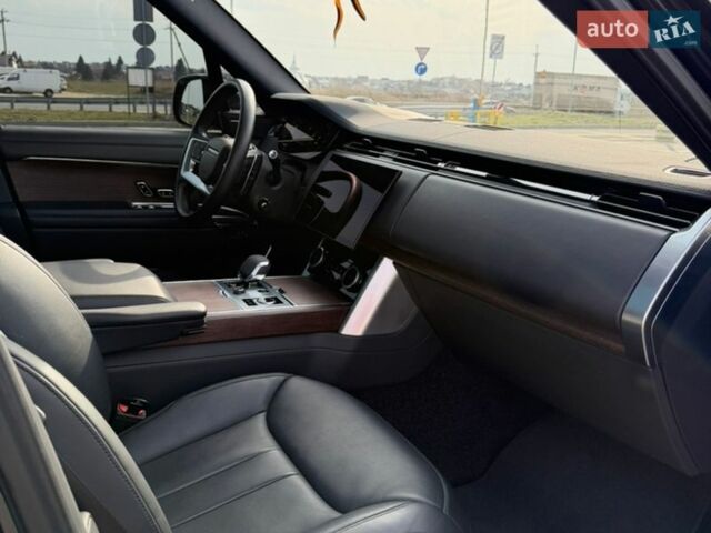 Чорний Ленд Ровер Рендж Ровер, об'ємом двигуна 3 л та пробігом 38 тис. км за 148000 $, фото 17 на Automoto.ua