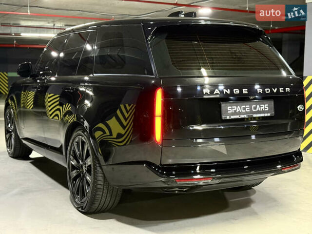 Ленд Ровер Рендж Ровер 2022 в Киеве на Automoto.ua Черный Ленд Ровер Рендж Ровер, объемом двигателя 4.4 л и пробегом 36 тыс. км за 169900 $, фото 18 на Automoto.ua
