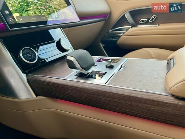 Ленд Ровер Рендж Ровер 2022 в Киеве на Automoto.ua Черный Ленд Ровер Рендж Ровер, объемом двигателя 3 л и пробегом 52 тыс. км за 153900 $, фото 22 на Automoto.ua