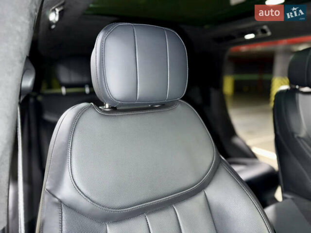 Черный Ленд Ровер Рендж Ровер, объемом двигателя 4.4 л и пробегом 37 тыс. км за 164000 $, фото 46 на Automoto.ua