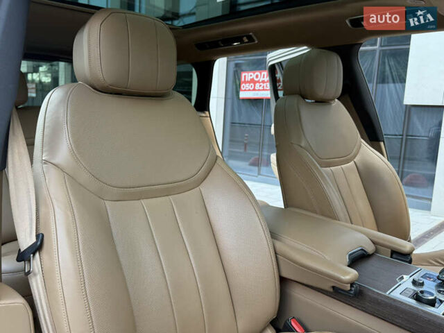 Черный Ленд Ровер Рендж Ровер, объемом двигателя 3 л и пробегом 49 тыс. км за 158000 $, фото 45 на Automoto.ua