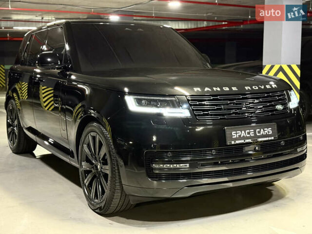 Ленд Ровер Рендж Ровер 2022 в Киеве на Automoto.ua Черный Ленд Ровер Рендж Ровер, объемом двигателя 4.4 л и пробегом 36 тыс. км за 169900 $, фото 9 на Automoto.ua