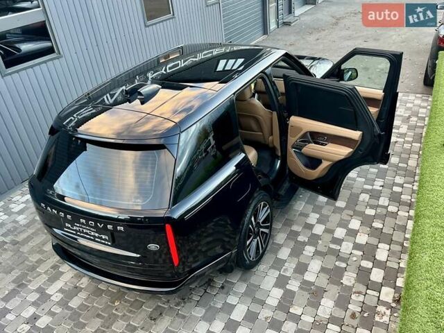 Ленд Ровер Рендж Ровер 2022 в Киеве на Automoto.ua Черный Ленд Ровер Рендж Ровер, объемом двигателя 3 л и пробегом 52 тыс. км за 153900 $, фото 108 на Automoto.ua