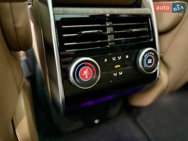 Чорний Ленд Ровер Рендж Ровер, об'ємом двигуна 3 л та пробігом 72 тис. км за 157000 $, фото 38 на Automoto.ua