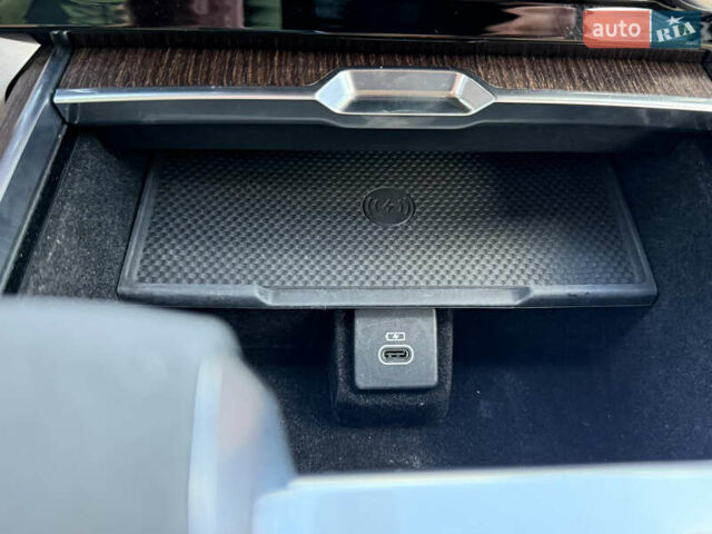 Черный Ленд Ровер Рендж Ровер, объемом двигателя 3 л и пробегом 49 тыс. км за 158000 $, фото 74 на Automoto.ua