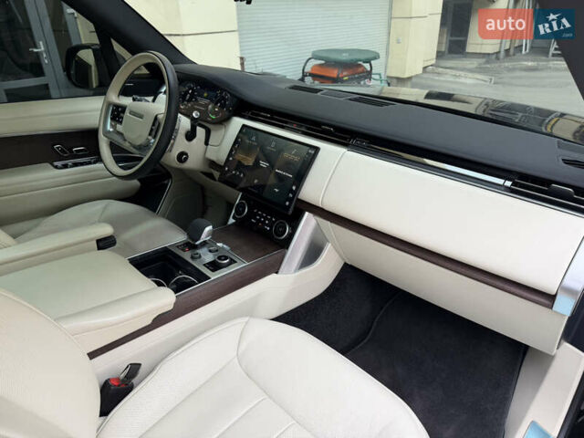 Черный Ленд Ровер Рендж Ровер, объемом двигателя 3 л и пробегом 82 тыс. км за 147000 $, фото 6 на Automoto.ua