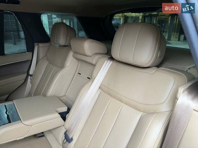 Ленд Ровер Рендж Ровер 2022 в Киеве на Automoto.ua Черный Ленд Ровер Рендж Ровер, объемом двигателя 3 л и пробегом 38 тыс. км за 149900 $, фото 17 на Automoto.ua