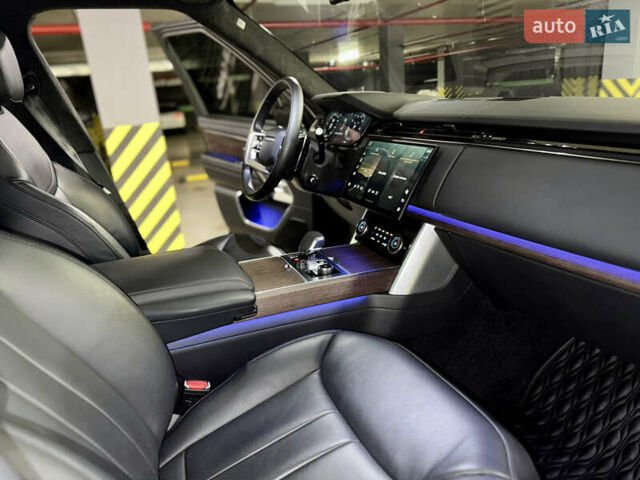 Чорний Ленд Ровер Рендж Ровер, об'ємом двигуна 4.4 л та пробігом 36 тис. км за 165000 $, фото 42 на Automoto.ua