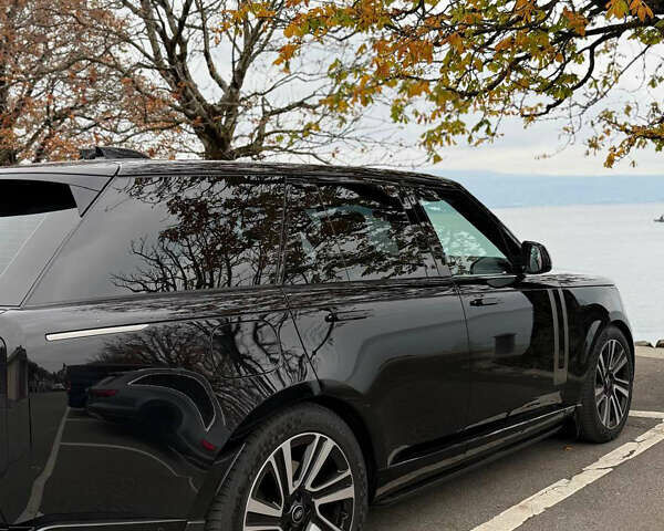 Ленд Ровер Рендж Ровер 2022 в Одессе на Automoto.ua Черный Ленд Ровер Рендж Ровер, объемом двигателя 3 л и пробегом 60 тыс. км за 135000 $, фото 2 на Automoto.ua