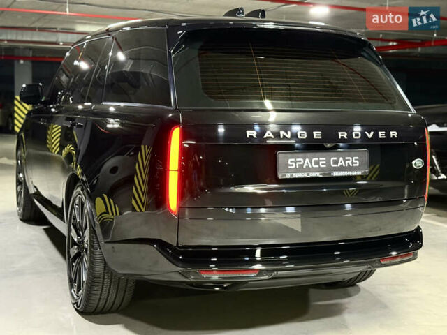 Ленд Ровер Рендж Ровер 2022 в Киеве на Automoto.ua Черный Ленд Ровер Рендж Ровер, объемом двигателя 4.4 л и пробегом 36 тыс. км за 169900 $, фото 17 на Automoto.ua