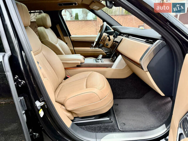 Чорний Ленд Ровер Рендж Ровер, об'ємом двигуна 3 л та пробігом 72 тис. км за 157000 $, фото 52 на Automoto.ua