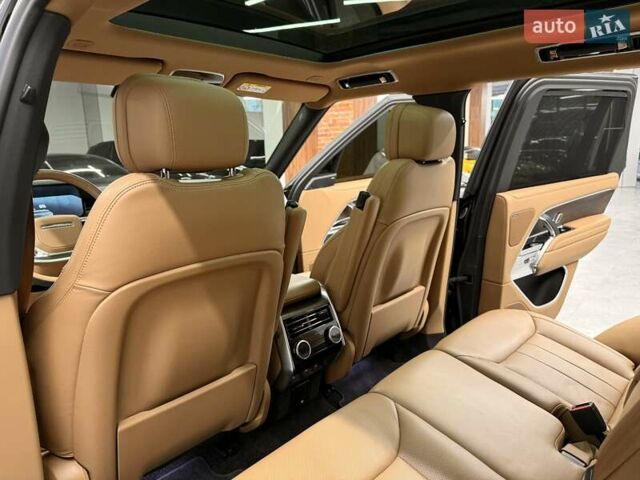 Ленд Ровер Рендж Ровер 2022 в Киеве на Automoto.ua Черный Ленд Ровер Рендж Ровер, объемом двигателя 3 л и пробегом 61 тыс. км за 148700 $, фото 38 на Automoto.ua