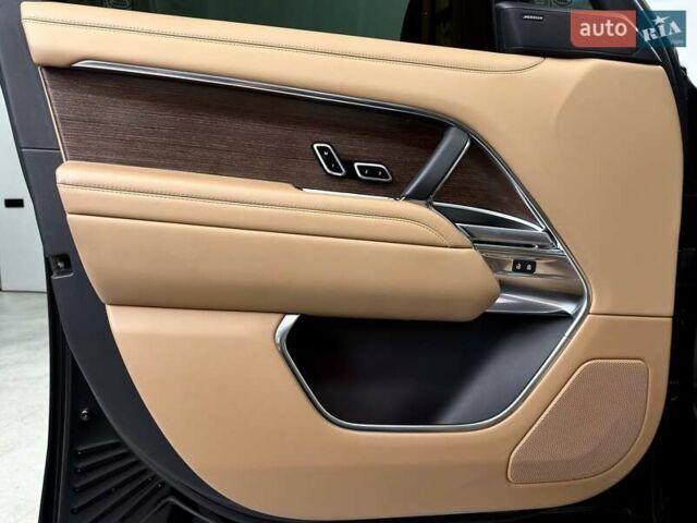 Черный Ленд Ровер Рендж Ровер, объемом двигателя 3 л и пробегом 59 тыс. км за 153500 $, фото 22 на Automoto.ua