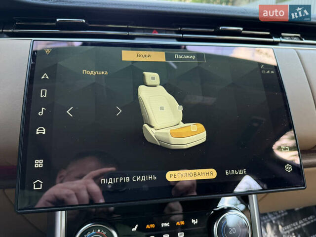 Черный Ленд Ровер Рендж Ровер, объемом двигателя 3 л и пробегом 49 тыс. км за 158000 $, фото 82 на Automoto.ua