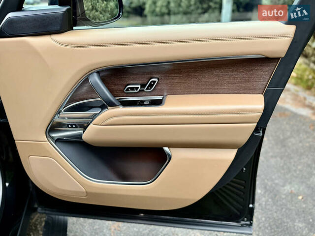 Чорний Ленд Ровер Рендж Ровер, об'ємом двигуна 3 л та пробігом 72 тис. км за 157000 $, фото 49 на Automoto.ua