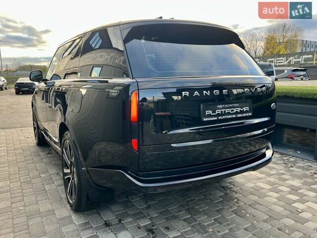 Ленд Ровер Рендж Ровер 2022 в Киеве на Automoto.ua Черный Ленд Ровер Рендж Ровер, объемом двигателя 3 л и пробегом 52 тыс. км за 153900 $, фото 6 на Automoto.ua